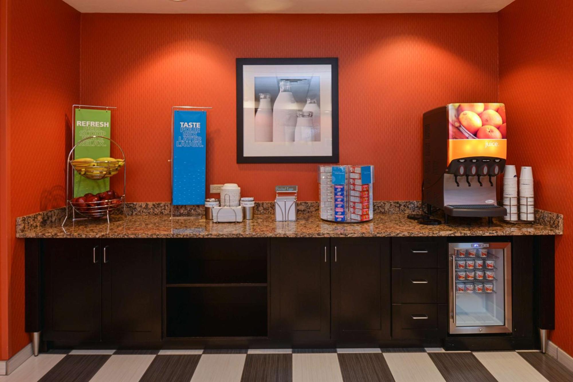 Hampton Inn & Suites Albuquerque-Coors Road Екстер'єр фото